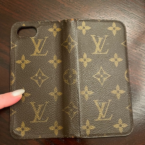 Louis Vuitton iPhone 7/8 cell phone folio case - Picture 4 of 8